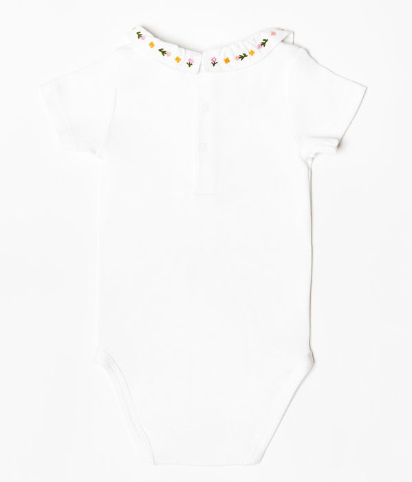 Organic cotton onesie for babies