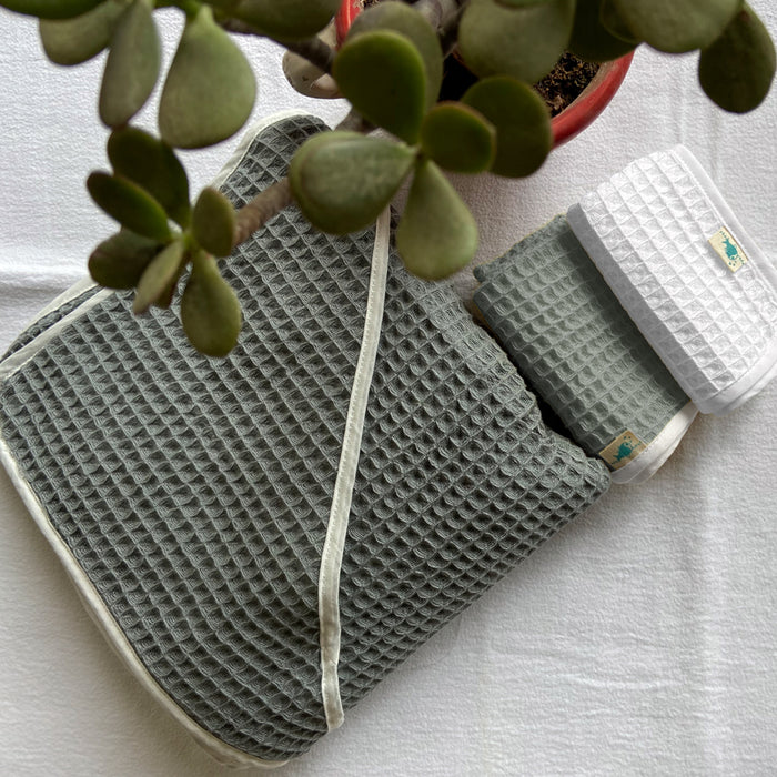 Gift Set | Waffle Weave Hooded Towel + Wash Cloths - Grey